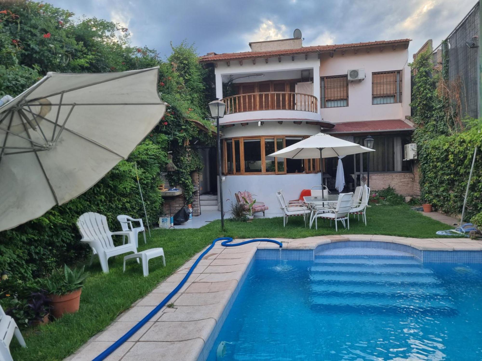 Francisca Mendoza Exterior photo